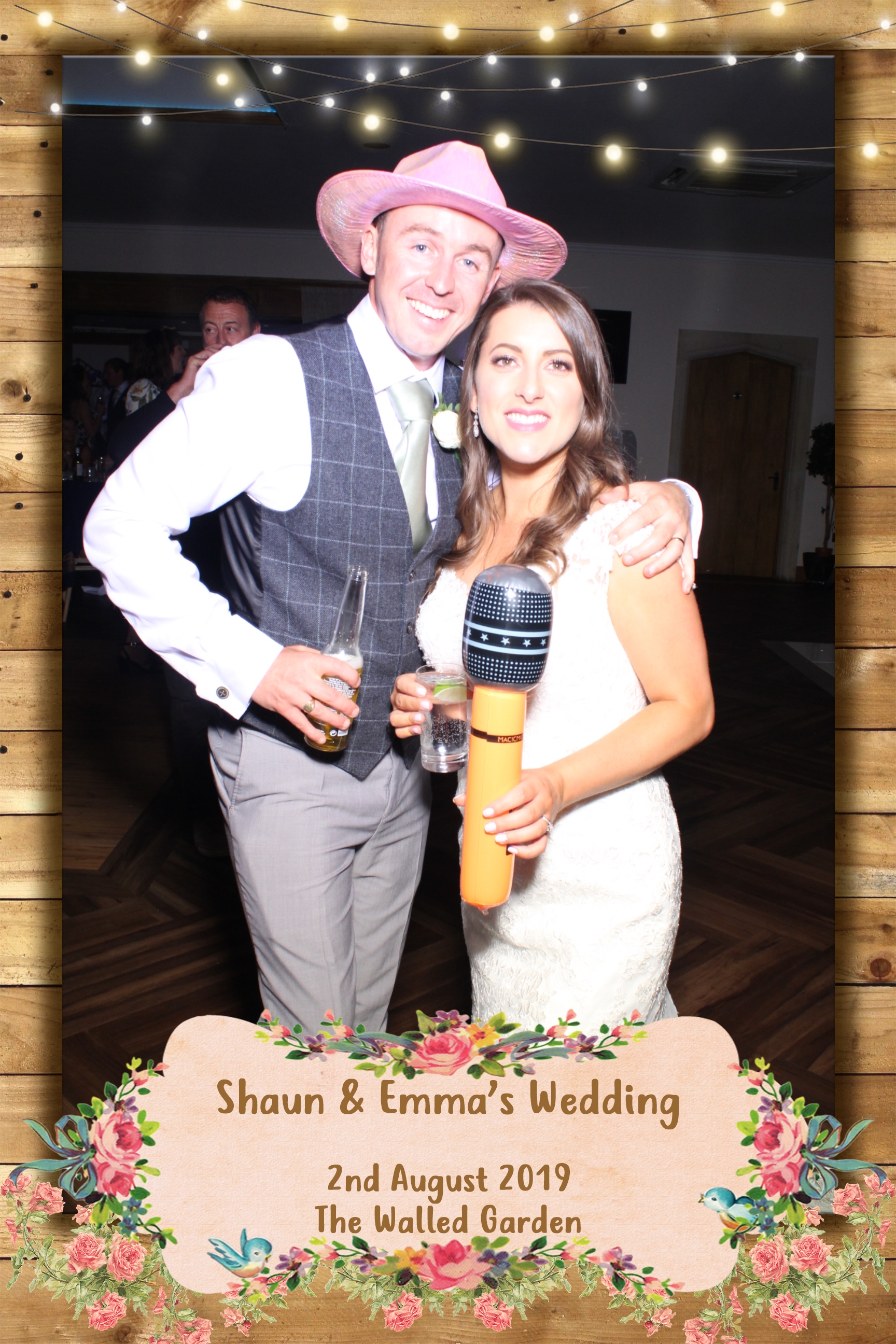 Shaun and Emma's Wedding | View more photos from the event at images.mobile-photo-booth.com/u/MobilePhotoBoothUK/Shaun-and-Emmas-Wedding